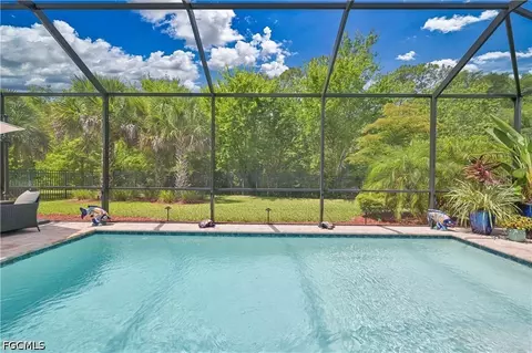 16096 Herons View Dr, Alva, FL 33920