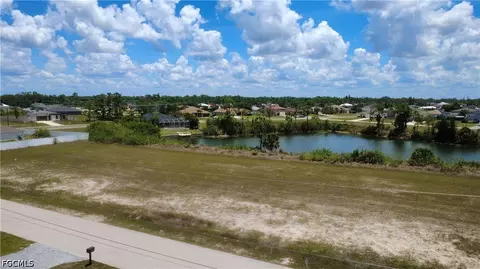 4151 NE 16th Ave, Cape Coral, FL 33909