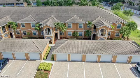 1076 Winding Pines Cir #206, Cape Coral, FL 33909