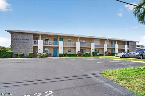 1022 SE 46th St #2A, Cape Coral, FL 33904