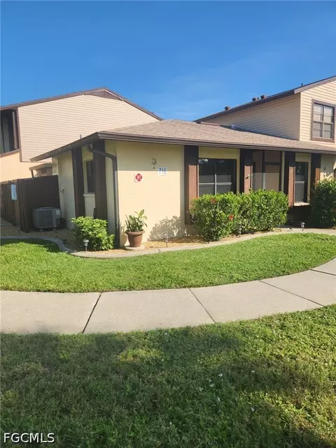 716 SE 12th Ct #31, Cape Coral, FL 33990