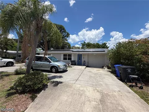 1873 Winkler Ave, Fort Myers, FL 33901