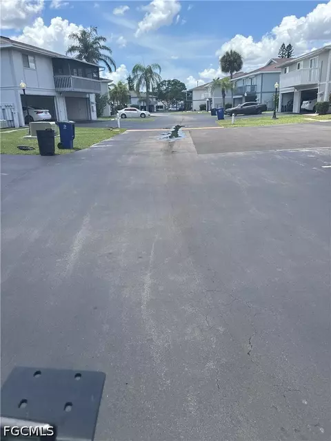 371 Royal Canadian Trce #2, Fort Myers, FL 33907