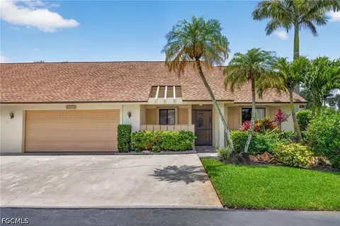 6072 Huntington Woods Dr #17, Naples, FL 34112
