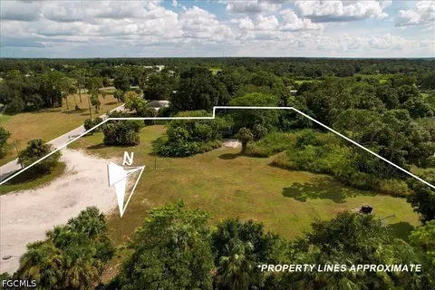 207 N 15th St, Immokalee, FL 34142 photo 2