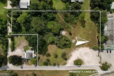 207 N 15th St, Immokalee, FL 34142 photo 1