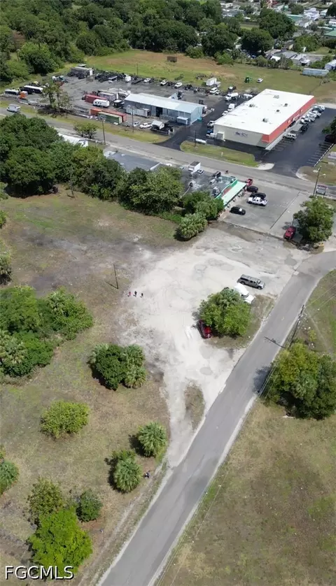 207 N 15th St, Immokalee, FL 34142 photo 7