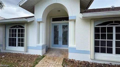 2810 NW 14th Ter, Cape Coral, FL 33993