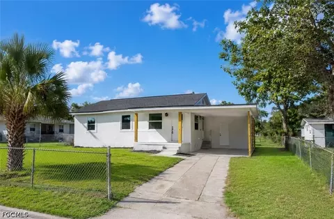 1644 Pawnee St, Fort Myers, FL 33916