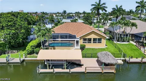 5329 SW 8th Ct, Cape Coral, FL 33914