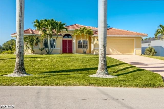 2932 NW 18th Ter, Cape Coral, FL 33993