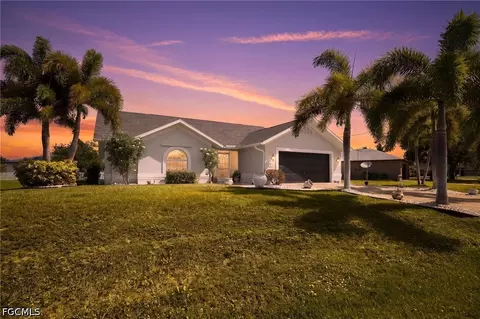 511 SE 24th St, Cape Coral, FL 33990