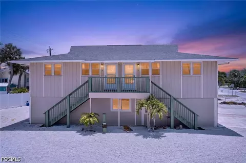 3188 Shell Mound Blvd, Fort Myers Beach, FL 33931