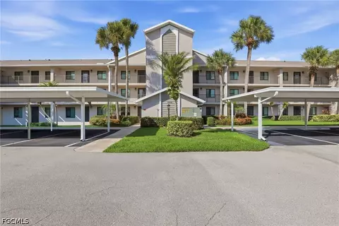 460 Fox Haven Dr #1206, Naples, FL 34104