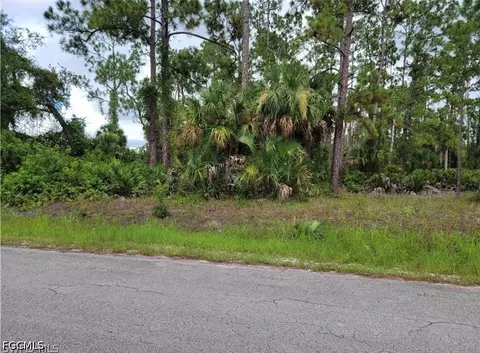 720 Sheldon Ave, Lehigh Acres, FL 33936