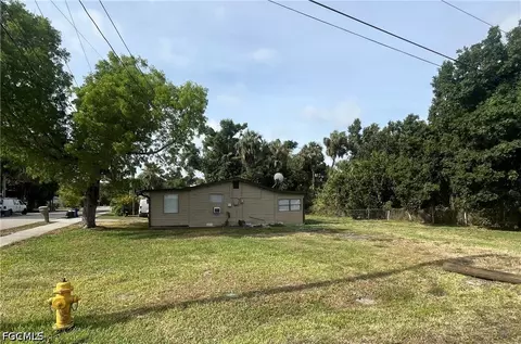 1748 Woodward Ave, North Fort Myers, FL 33903