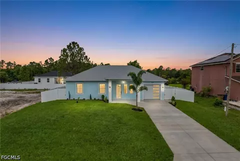 546 Louisville St E, Lehigh Acres, FL 33974