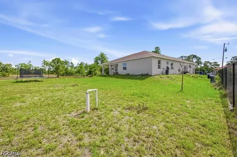 Exterior - 1211 Eclat St E, Lehigh Acres, FL 33974 photo 1 of 3