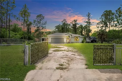 2021 Hines Ave, Alva, FL 33920