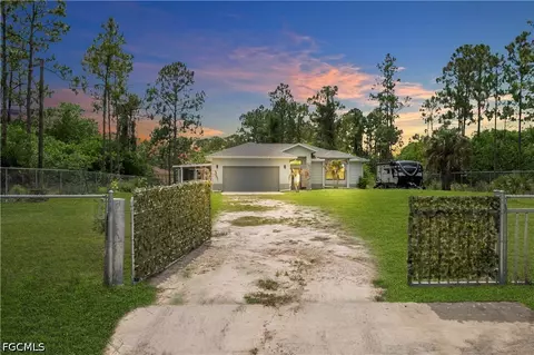 2021 Hines Ave, Alva, FL 33920