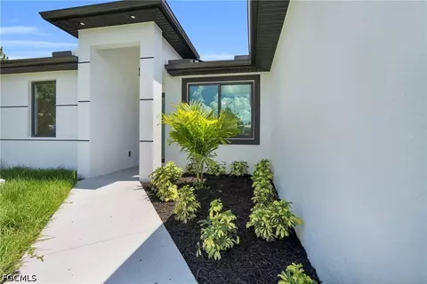 3511 27th St SW, Lehigh Acres, FL 33976