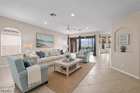 13988 Village Creek Dr, Fort Myers, FL 33908