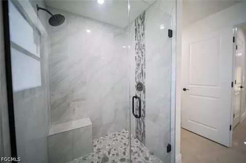 Bath - 1621 Eighth Ave, Lehigh Acres, FL 33972 photo 2 of 5