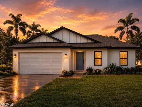 1123 Columbus Blvd S, Lehigh Acres, FL 33974
