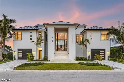 15 Bayview Blvd, Fort Myers Beach, FL 33931