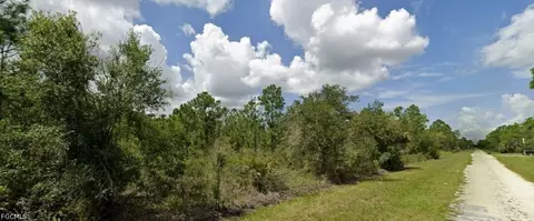27463 Mandalay Dr, Punta Gorda, FL 33955