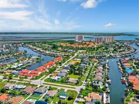 5502 SW 12th Ave, Cape Coral, FL 33914