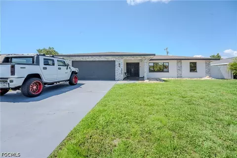 1313 SE 37th Ter, Cape Coral, FL 33904