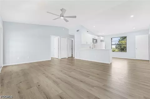 1269 SE 8th Ter, Cape Coral, FL 33990