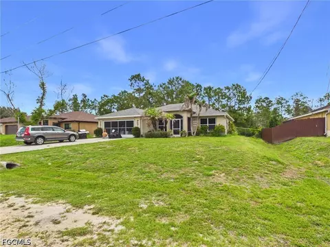 1858 Marlboro Ln, Lehigh Acres, FL 33972