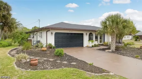 406 Glendale Ave, Lehigh Acres, FL 33936