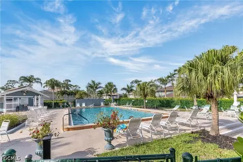 328 Royal Canadian Trce #4, Fort Myers, FL 33907