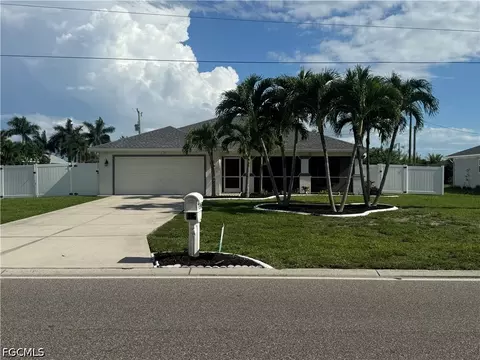 1626 Four Mile Cove Pkwy, Cape Coral, FL 33990