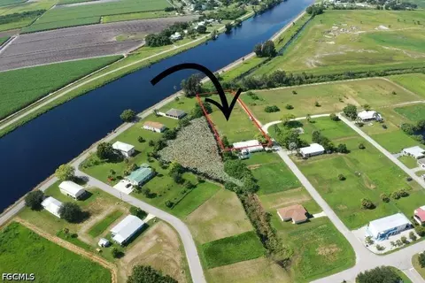 932-940 Meyerchick Dr SW, Moore Haven, FL 33471