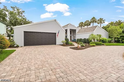 1390 Landmark Ct, Fort Myers, FL 33919