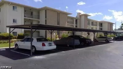 2100 Barkeley Ln #3, Fort Myers, FL 33907