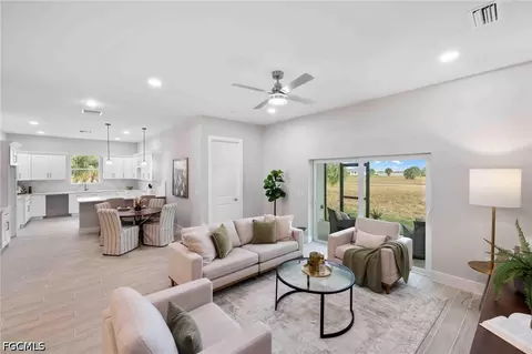 Living - 38 Lark Dr, Placida, FL 33946 photo 3 of 3