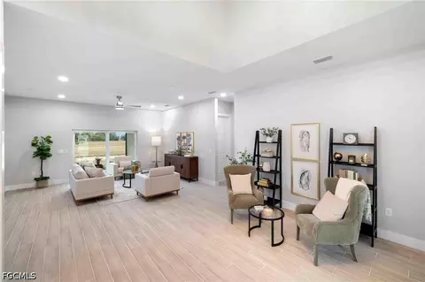 Living - 23 Wren Dr, Placida, FL 33946 photo 5 of 7