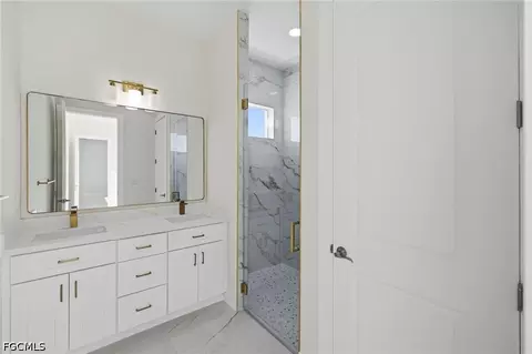 Bath - 23 Wren Dr, Placida, FL 33946 photo 3 of 3