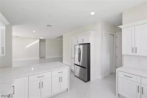 Kitchen - 23 Wren Dr, Placida, FL 33946 photo 4 of 6