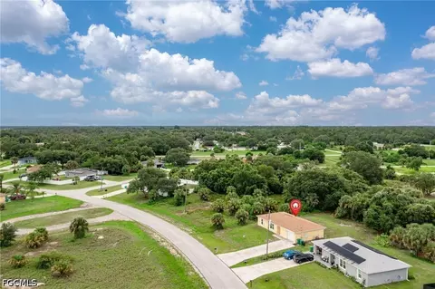 2069 Detroit Dr, Labelle, FL 33935