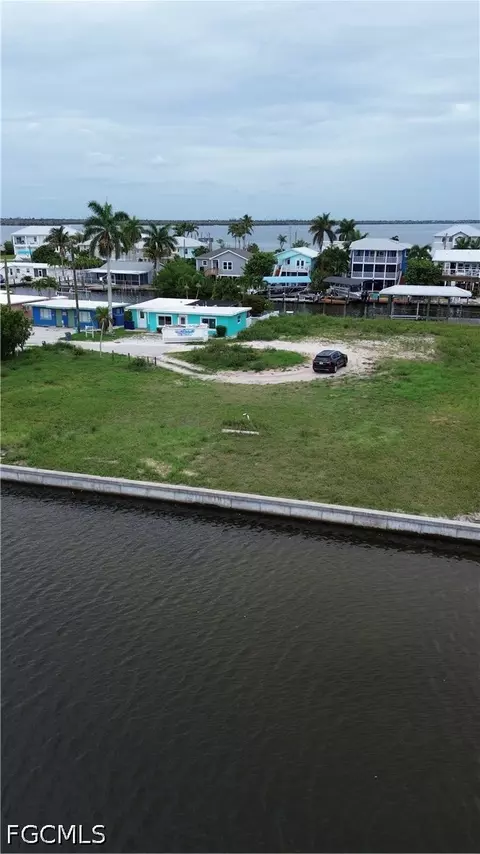2638 Second St, Matlacha, FL 33993 photo 8