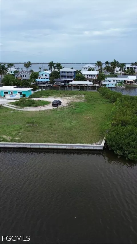 2638 Second St, Matlacha, FL 33993 photo 7
