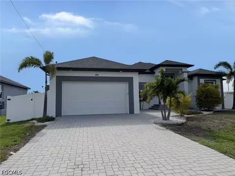 124 SW 31st Pl, Cape Coral, FL 33991