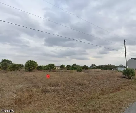 8017 Mangrove Cir, Labelle, FL 33935