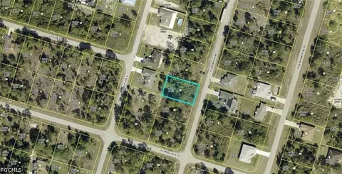 548 Flamingo Ave, Lehigh Acres, FL 33974